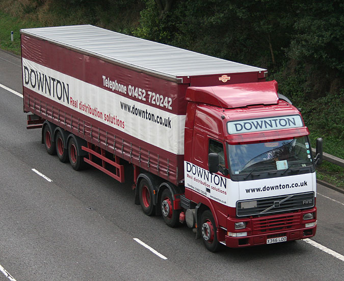 Pictured on 13/09/2006 on the M6, Stafford.