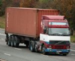 Pictured on 05/11/2010 on M5 Jct 24 near Bridgwater in subsequent operators livery.